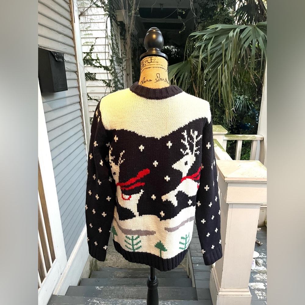 Skedouche Men’s Reindeer Sweater